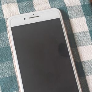 iPhone 8 Plus With Case